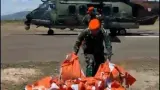 Helikopter H225M Caracal TNI AU Salurkan Bantuan Logistik dan Pantau Wilayah Terdampak Gempa di NTT