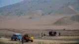 Kebakaran Meluas, Wisata Gunung Bromo Ditutup Total