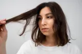 Langkah Menjaga Kesegaran Kulit Kepala Melalui 15 Tips Mengatasi Rambut Bau