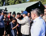 Tinjau Penanganan Gempa NTT, Presiden Prabowo Pastikan Distribusi Bantuan Tepat Sasaran