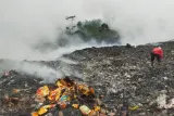 Gas Metana Picu Kebakaran TPA Nangkaleah Tasikmalaya, Api Belum Padam setelah 21 Jam