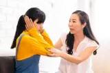 Memahami Kecemasan Orang Tua terhadap Pergaulan Remaja dan Cara Tepat Mengelolanya