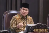 Prabowo Gelar Ratas Virtual, Bahas Gempa NTT-Erupsi Gunung Anak Krakatau